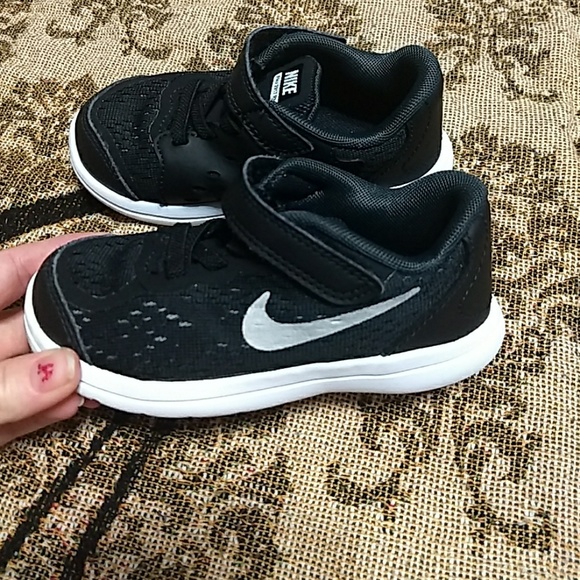 nike infant size 8